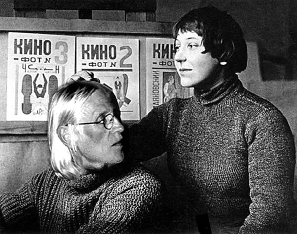 With Varvara Fiodorovna Stepanova Moscow 1920